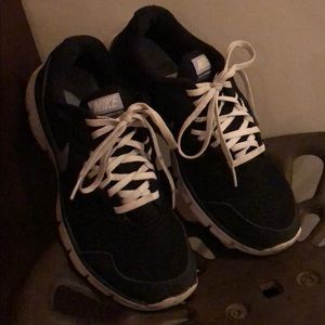 Black Nike Flex Experience RN3